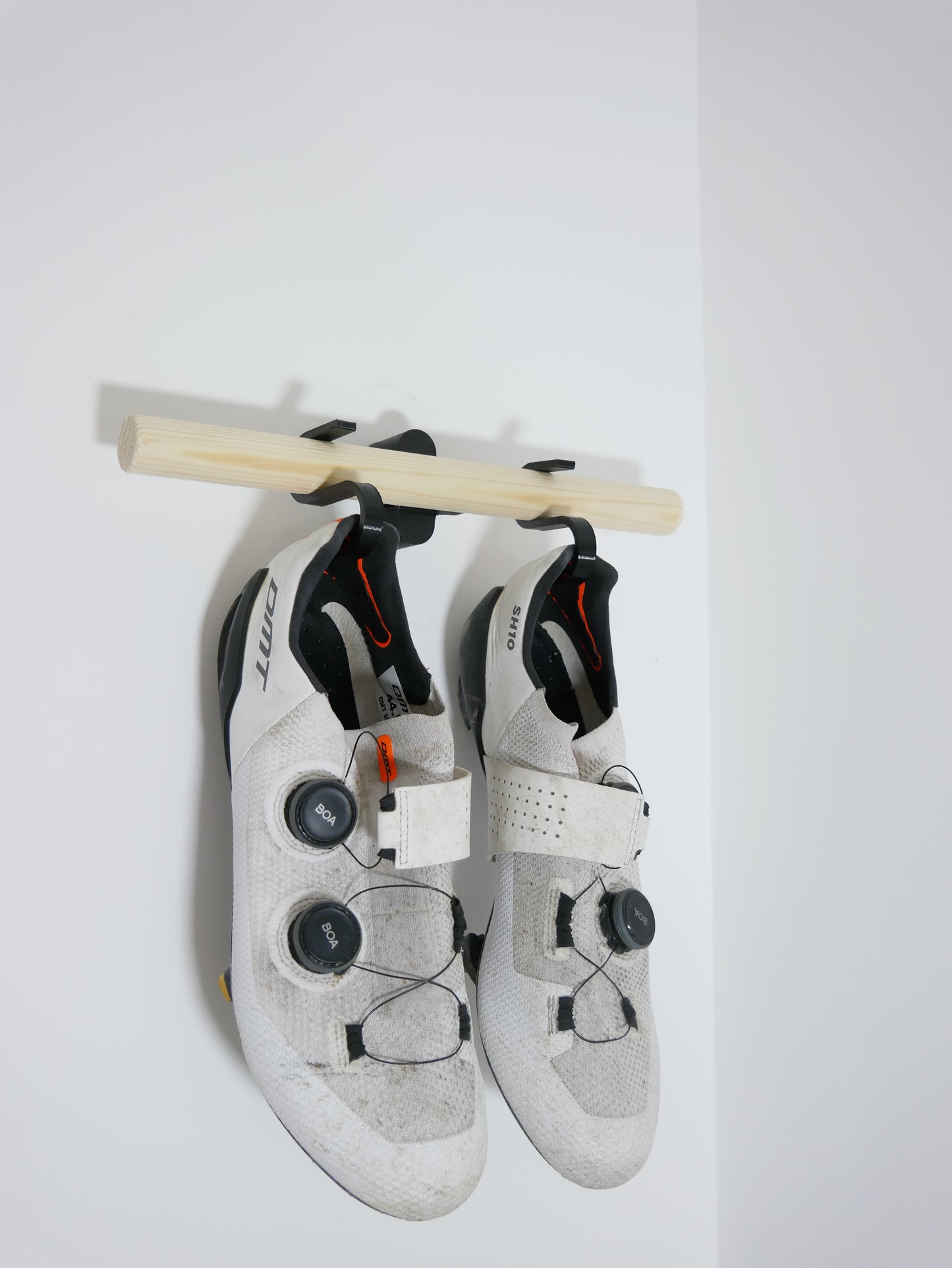 Wall Mounted Shoe Hanger